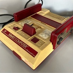 ［懐かしのゲーム機］ファミコン HVC-001 本体 ファミリー...
