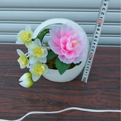ルミナス LED 牡丹？ 電気式 お盆 盆提 二個セット 仏花 造花 供花の画像