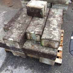 セカンドハンド、天然石、大谷石の画像
