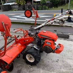 クボタTA-10成形機
