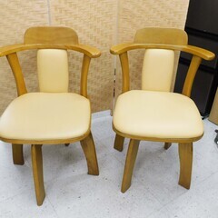 【恵庭】回転チェア　ダイニングチェア　イス　2脚セット　中古品　...