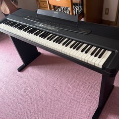 電子ピアノ