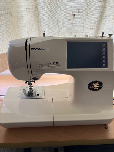 brother刺繍ミシン　M-7000