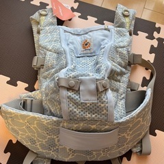 【新品未使用】ergobaby adapt 抱っこひも ホリデーブルー