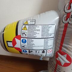 INTEX 飛行機 浮き輪 フロート 水鉄砲つき約1.3m×1.3mの画像