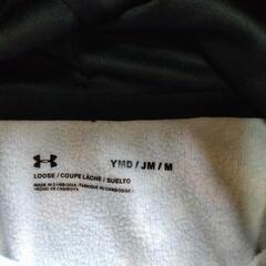 UNDER　ARMOR フード付トレーナー140cmの画像