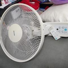 壁かけ扇風機
