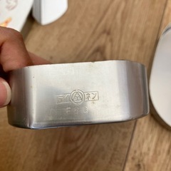 アルミのお弁当箱の画像