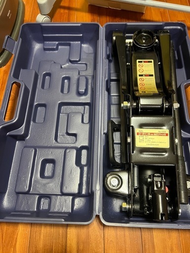 値下げしました！
ガレージジャッキ 2t