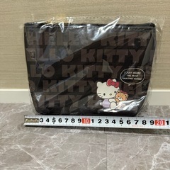 新品　ハローキティ　ポーチの画像