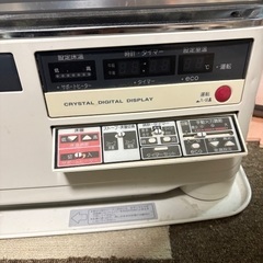 灯油床暖房ストーブ　煙突の画像