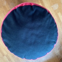 【昭和レトロ】バドワイザー 円柱型クッションの画像