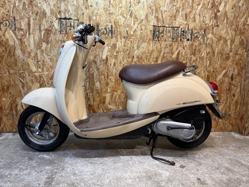 ライブディオAF35白si-z （毎回即売れの小型車両です