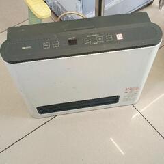 0522-084 【無料】 ノーリツ　ガスファンヒーター
