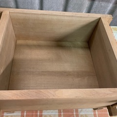 岩国蒜司抜き型国産ほうの木の一枚板の画像