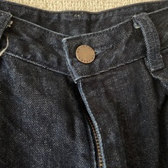 GU   ワイドジーンズ レディース Mの画像