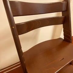 ストッケ　Stokke トリップトラップ　ブラウン　ベビーセットとクッション付きの画像
