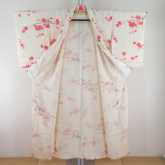 小紋 単衣 紅葉模様 クリーム色ｘ赤色 広衿 正絹 カジュアル 身丈148cm 【キモノオフ野々市若松店】の画像