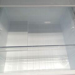 【札幌市内送料無料】東芝 TOSHIBA 冷蔵庫 （326L・右開き） 3ドア VEGETA除菌機能 グレインホワイト GR-S33SC（WT）2022年製【自社配送は札幌市内限定】☆店頭引取りOK☆札幌市白石区の画像