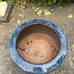 火鉢(水槽)の画像