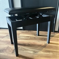 【値下げしました】ピアノ椅子の画像
