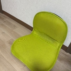 座椅子　蛍光黄緑　リクライニング調整可