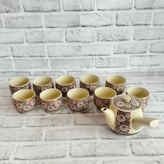 B130 九谷焼 菊図 菊模様 茶器揃え 急須1客 湯呑み10客...