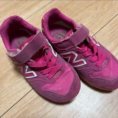 ニューバランス　16センチ