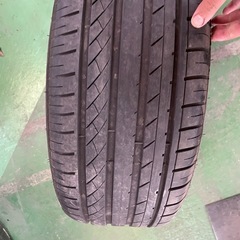 225/40R19 1本の画像