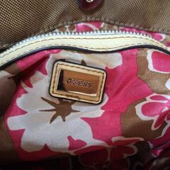GUESS トートバッグの画像