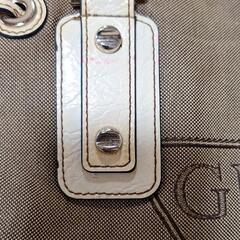 GUESS トートバッグの画像