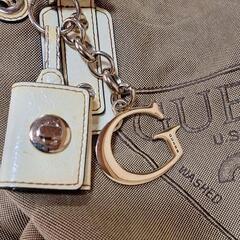 GUESS トートバッグの画像