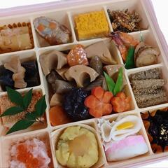 おせち容器の画像