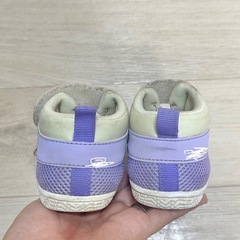 13.5 アシックス　ベビー靴　サンダル　紫の画像