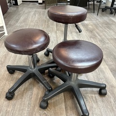 キャスター付きチェア　3つの画像
