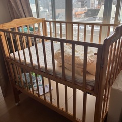 KTOJIベビーベッドの画像