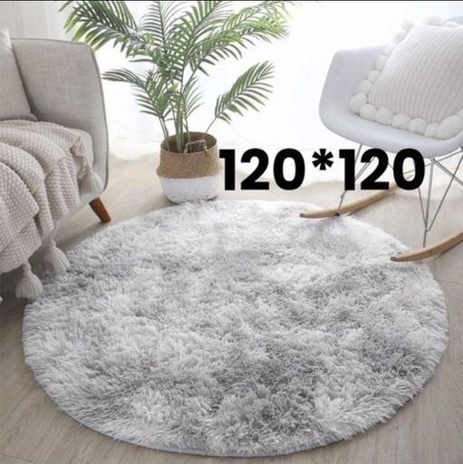 北欧風 おしゃれ✨　新品未使用品✨  円形 120㎝ ふわふわ ラグマット引越しの為、出品致します。 値段交渉可能。お気軽にお申し付け下さい。買い手が見つからない場合には今月末に削除致します。 ⭐️