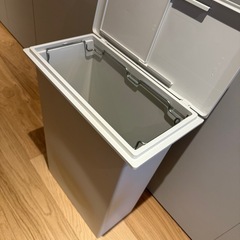 【無印】ゴミ箱 45L スライド窓付きの画像