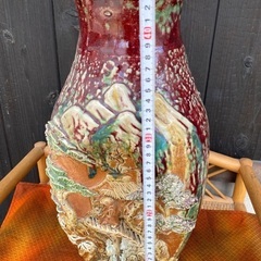 信楽焼の大きな花入れの画像