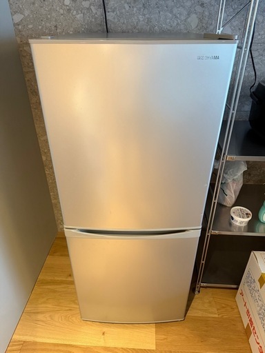 【アイリスオーヤマ】冷蔵庫 142L