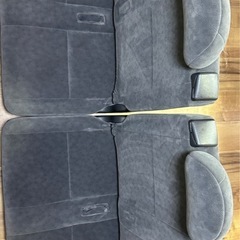 ハイエースシートのソファーの画像