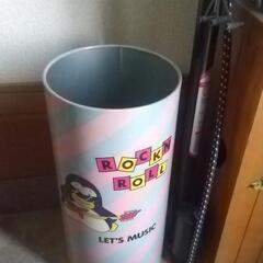 昭和レトロ   缶の入れ物の画像