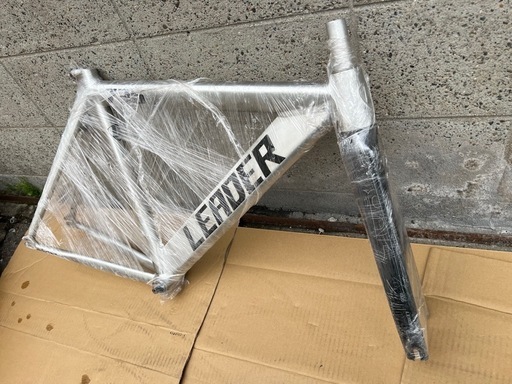 【直接引取希望】 LEADER リーダー 735 フレーム シルバー