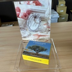 アクリル　展示台　什器の画像