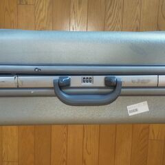 スーツケース　中型　約66×47×25ｃｍの画像