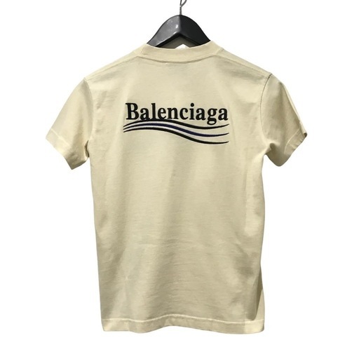 バレンシアガのロゴTシャツ