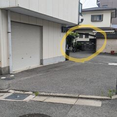 【月極駐車場｜吹田市上山手町】屋根付き・空きあり・初期費用ゼロ