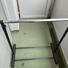 無料　0円　差し上げます　[ドウシシャ] ハンガーラック シングル ブラック 幅80cm 耐荷重15kg NGHS-81BK