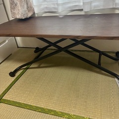 昇降式テーブル