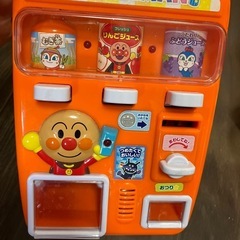 アンパンマン　わくわくガチャころりん　自動販売機の画像